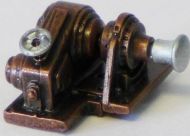 Motor moderno simple 27x20 mm