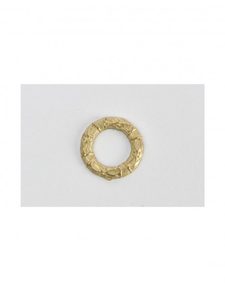 Ornamento de latón 18 mm