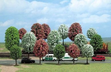 Set 16 arboles en flor