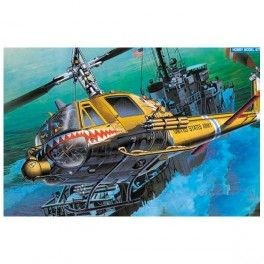 Helicóptero US Army UH-1C Frog.  Escala 1/35