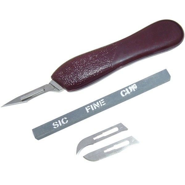 Cutter Bisturí con Cuchillas Dismoer.