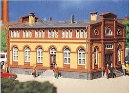 Edificio de operaciones ferroviarias N