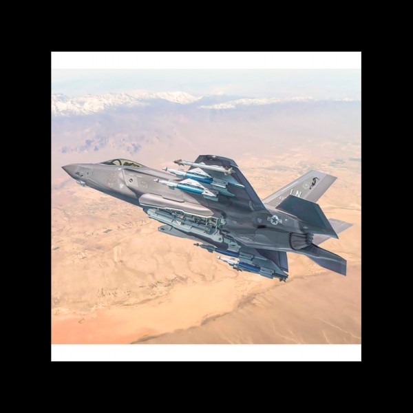 AVIÓN F-35A LIGHTNING II (BEAST MODE) 1:72
