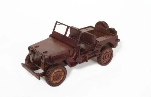 Todoterreno descapotable en kit de madera