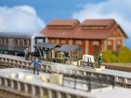 Juego de tres stand con accesorios H0