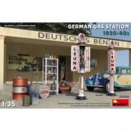 Gasolinera Alemana 1930-40s Escala1/35