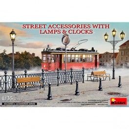 Street Acc. with Lamps & Clocks  Escala: 1/35