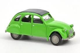 Citroën 2 CV verde